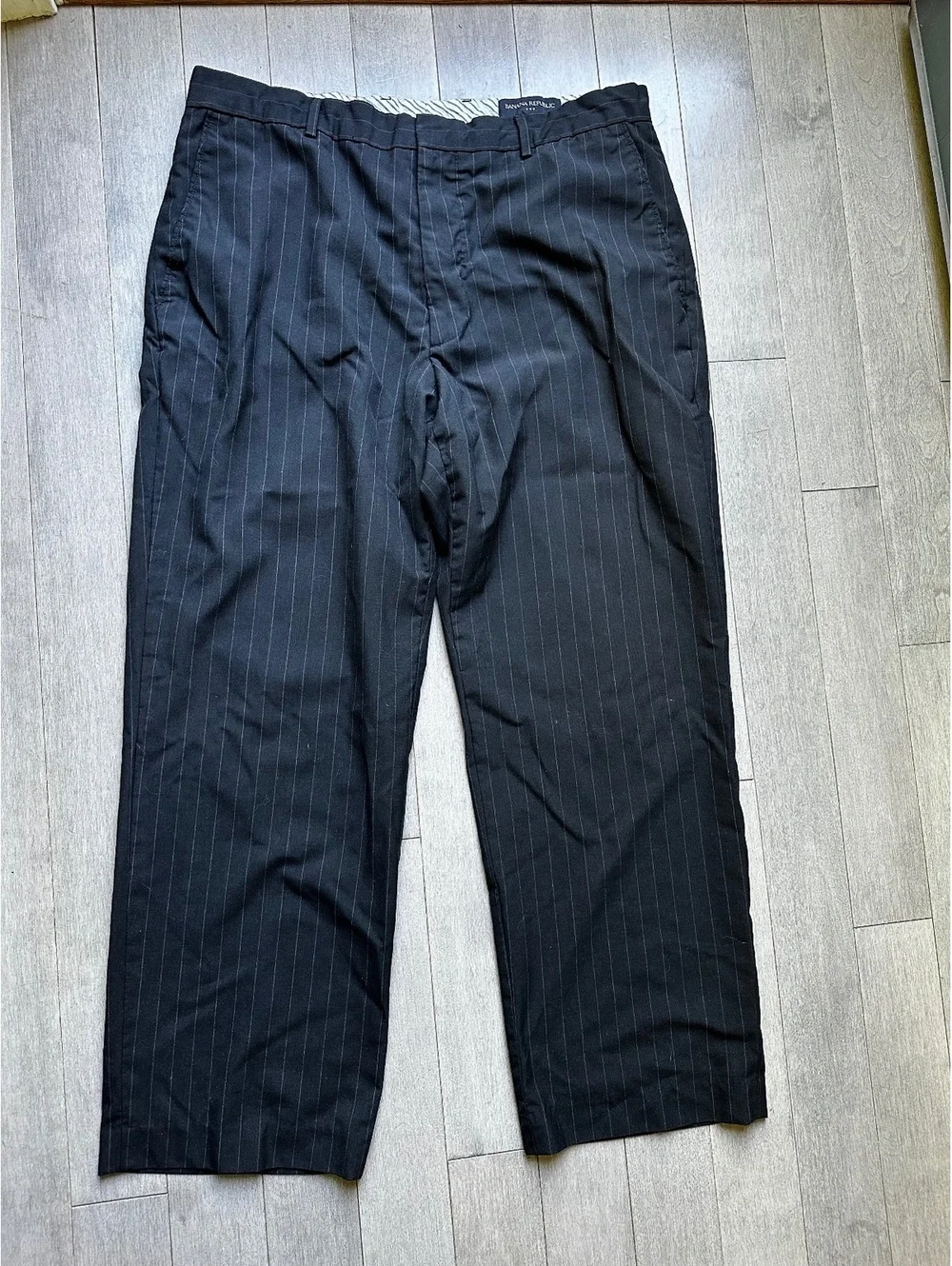 Banana Republic Men's Black Pinstripe Dress Pants Office Formal Wedding 38/30